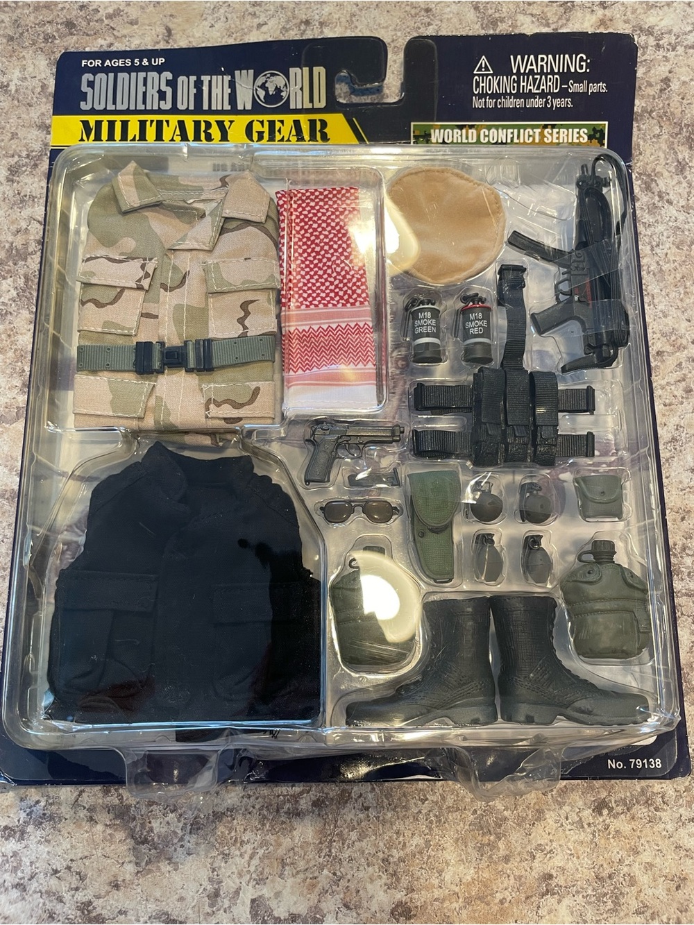 Soldiers of the war - military gear 2002